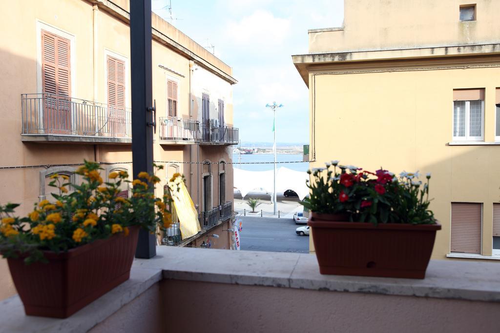 B&B La Terrazza Sul Porto Trapani Exterior photo